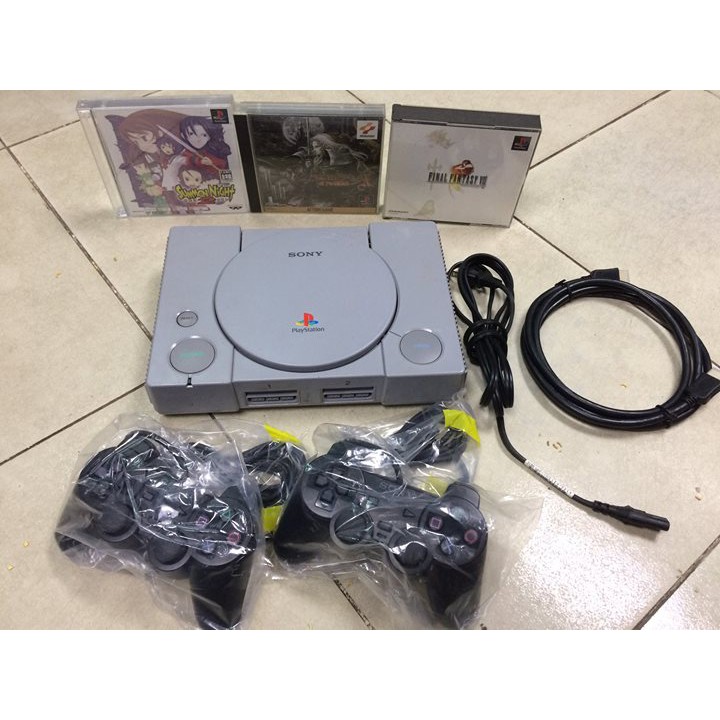 Máy Playstation 1 ( PS1 ) quay về tuổi thơ.