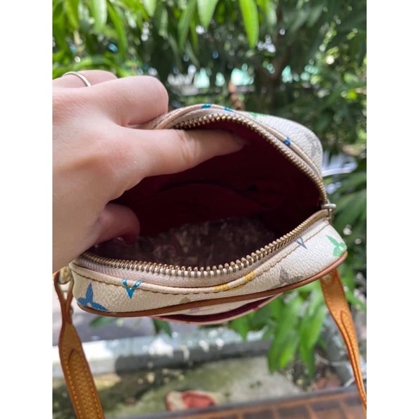 Túi lv đeo chéo  sale lổ