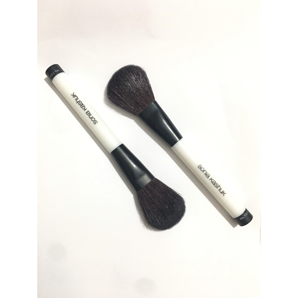 Cọ sonia kashuk trắng