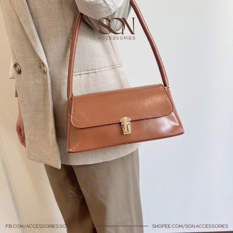 Túi xách nữ đeo vai kẹp nách da cá sấu/da trơn cài khóa son.accessories