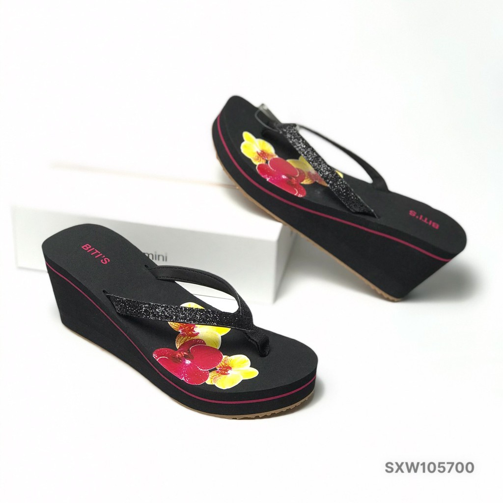 Dép nữ BlTIS ❤️FREESHIP❤️ Dép kẹp xỏ ngón quai vải nhũ đế xốp ép cao su 7cm SXW105700