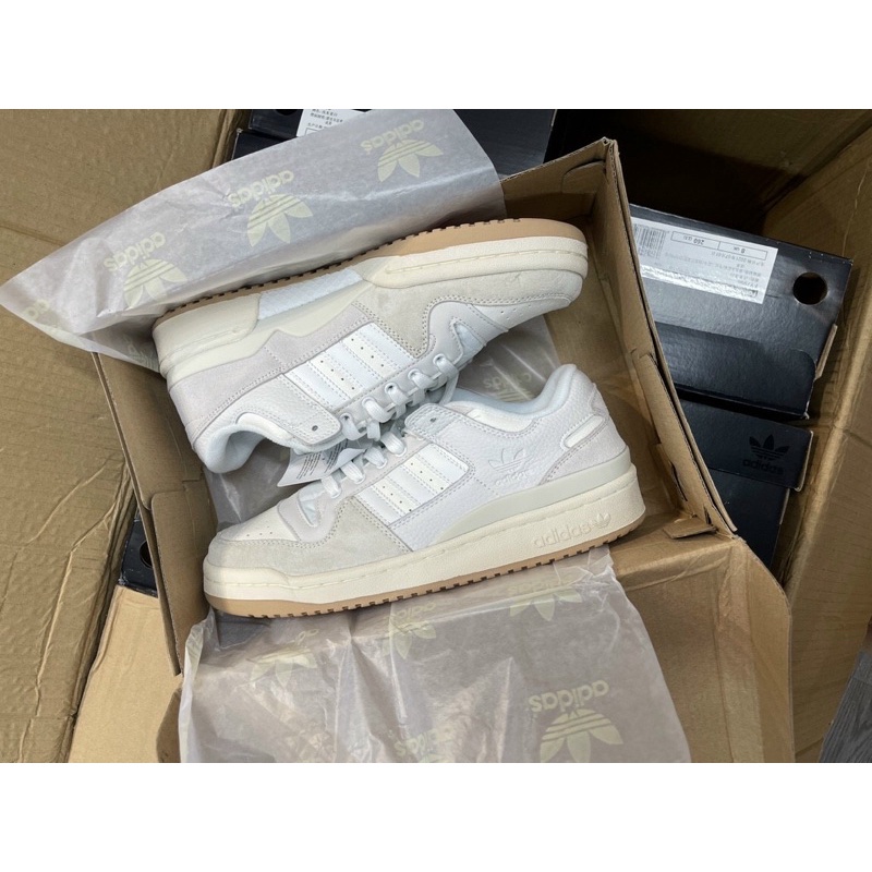 Giày Sneaker Das Forum 84 Trắng Phối Xám Nỉ