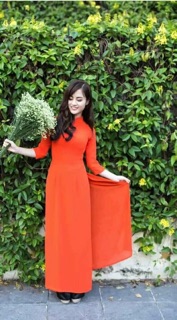 Áo dài trơn kèm quần lụa nhật