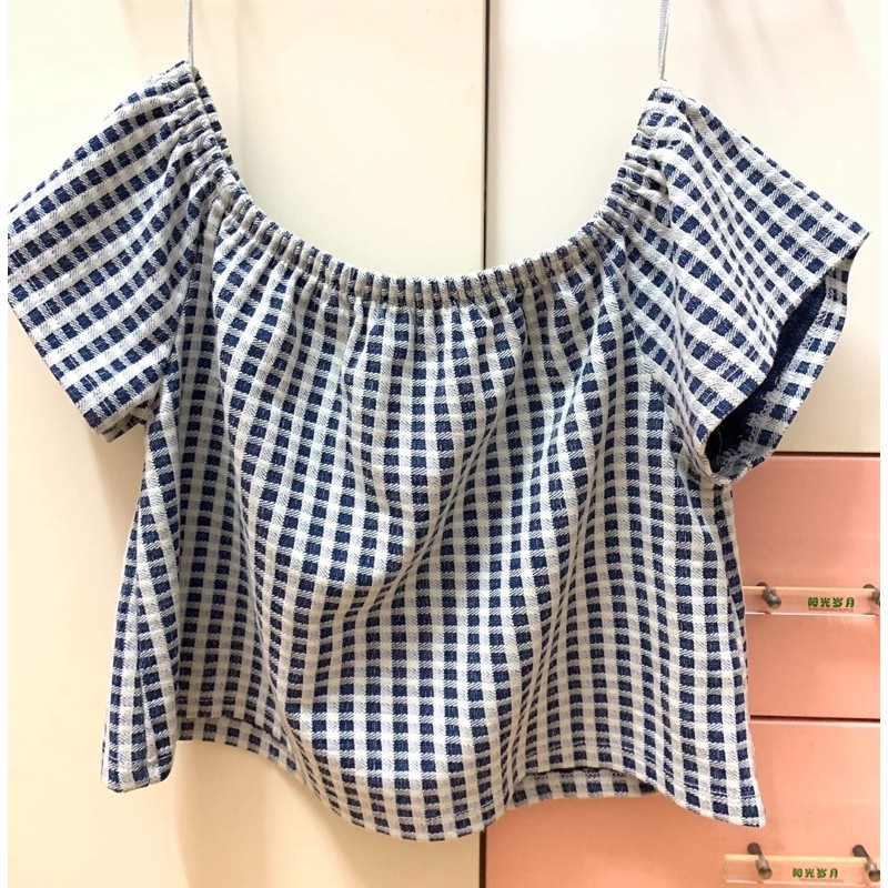 Áo zara trễ vai kẻ caro