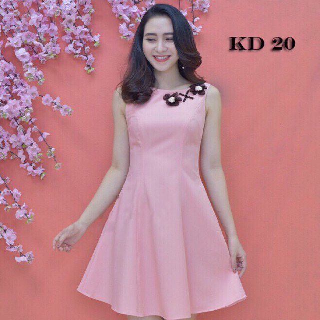 Đầm xoè duyên dáng đính hoa, đầm công sở thanh lịch siêu xinh | BigBuy360 - bigbuy360.vn