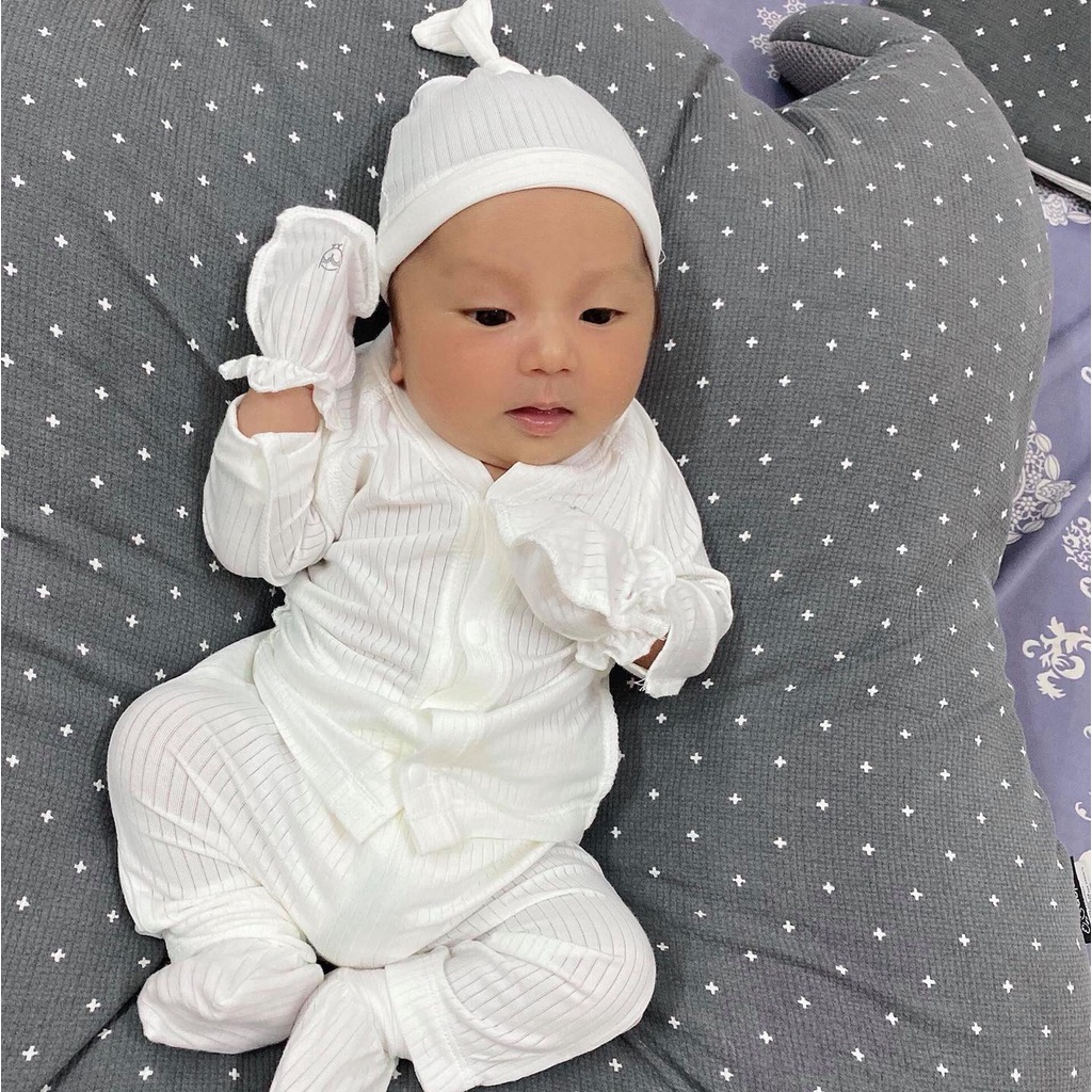 HRNEE Set phụ kiện Mũ, Bao Tay, Bao Chân modal