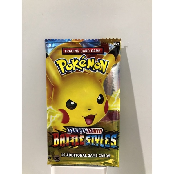 Hộp Thẻ Bài Pokemon GX VIP 2022