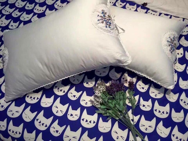 Gối nằm thêu logo thương hiệu- gối thơm lavender