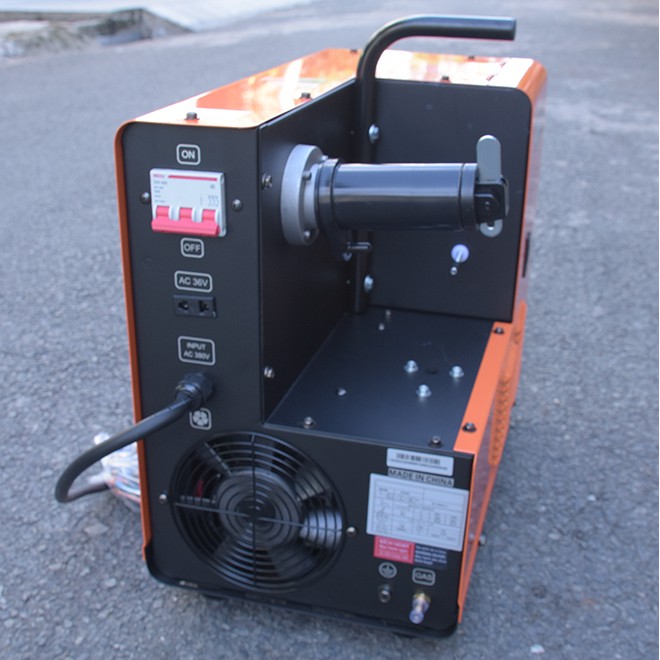 Máy hàn Jasic Mig 250 J04 sử dụng cuộn dây hàn 15kg