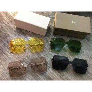 Kính hiệu full box