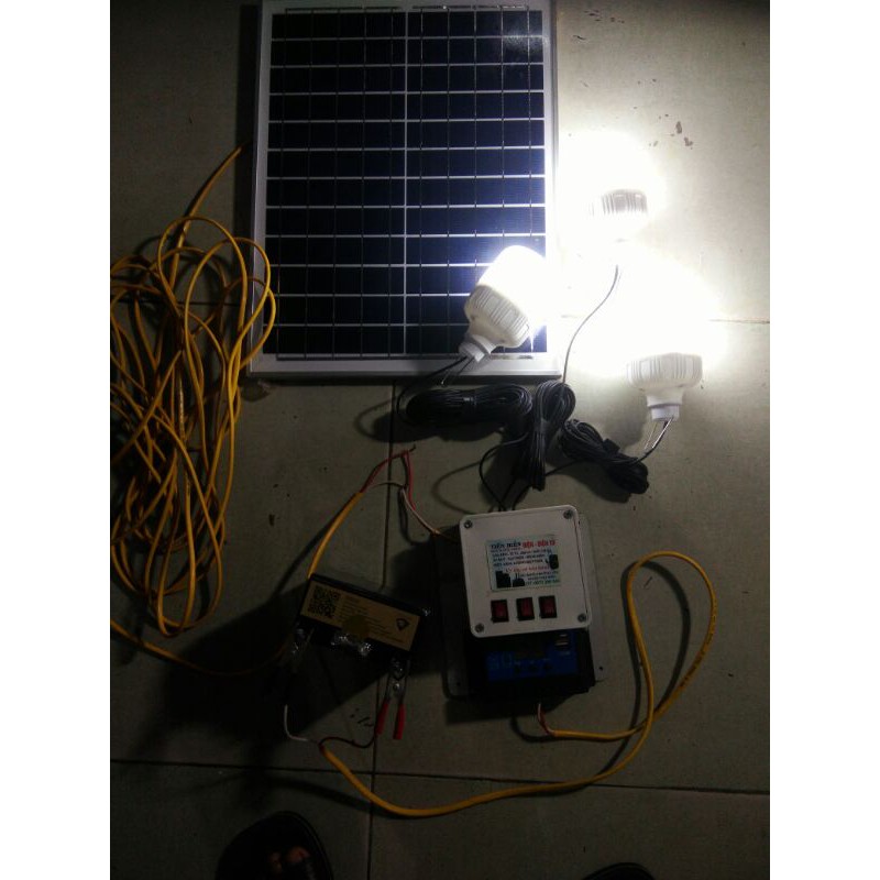 Máy phát điện năng lượng mặt trời 100w