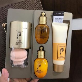 Sét phấn chống nắng whoo