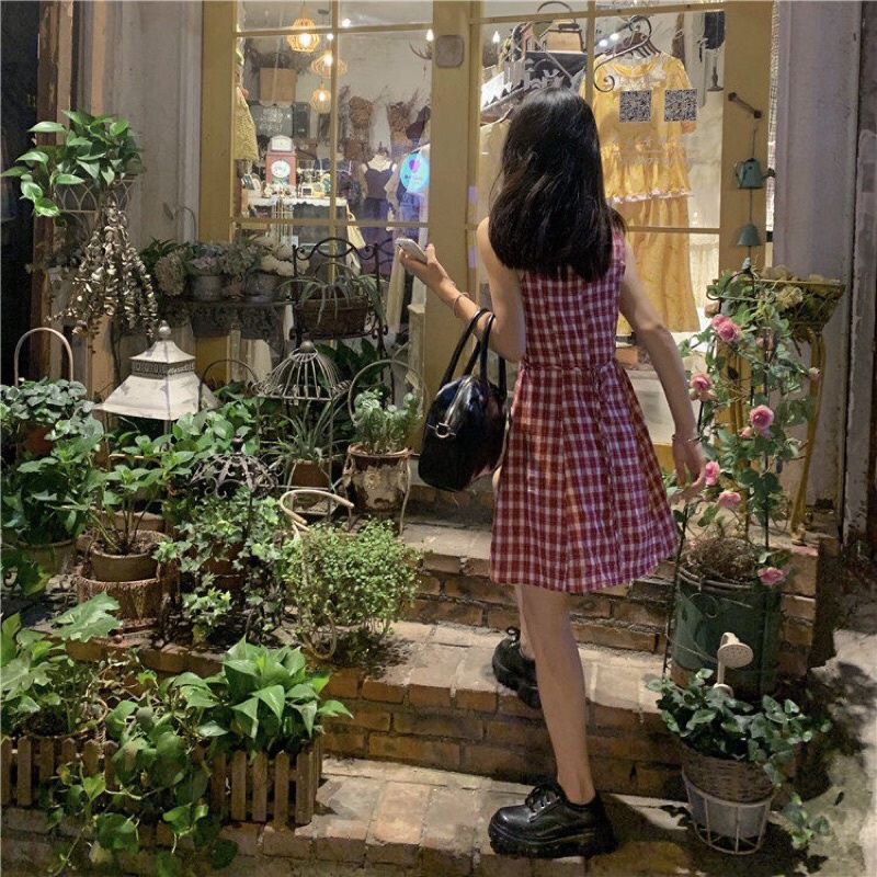Váy hai dây cổ vuông kẻ caro đáng yêu dễ thương