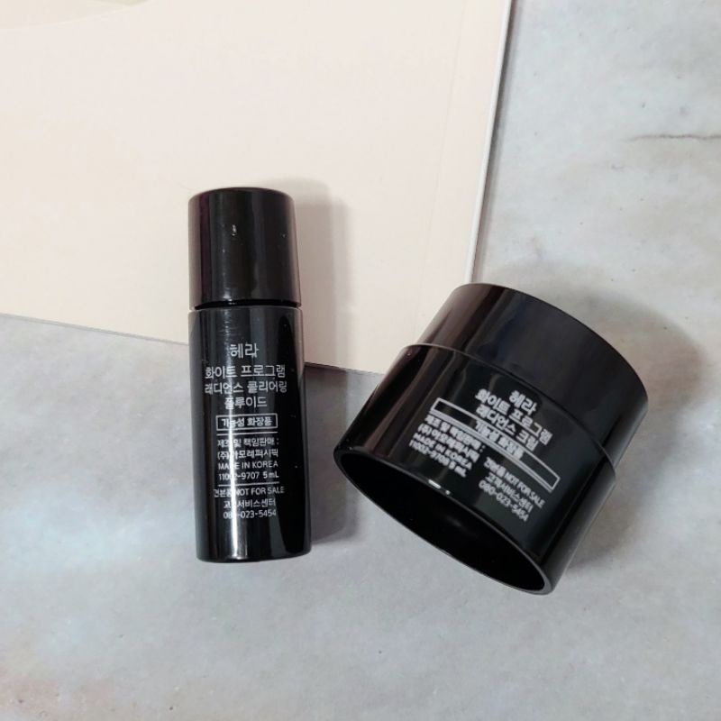 Hera Set Mini Kem Dưỡng Trắng 5Ml Và Sữa Dưỡng Trắng Da 5Ml - Hera White Program Cream And Hera White Program Fluid