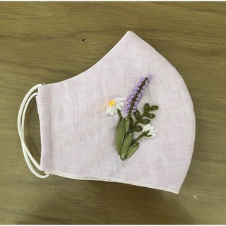 khẩu trang thêu handmade