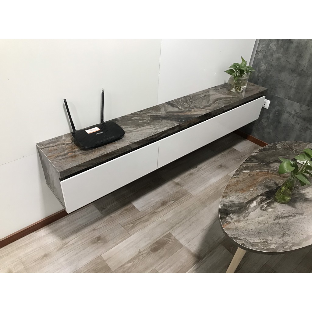 Kệ tivi trang trí treo tường phong cách hiện đại thương hiệu TADA .