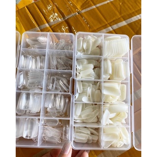 móng úp chân dài
