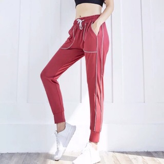 Quần jogger thể thao nữ viền túi
