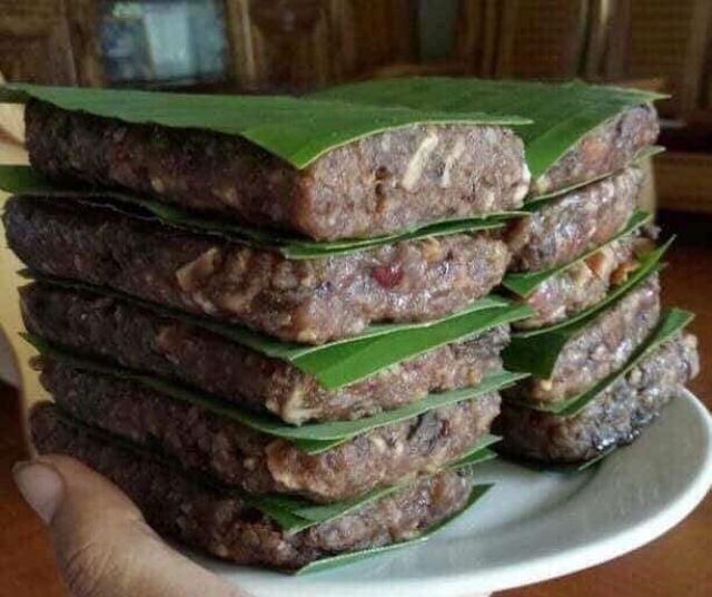 Khoai lang phơi khô để làm khoai lang xéo túi 1kg