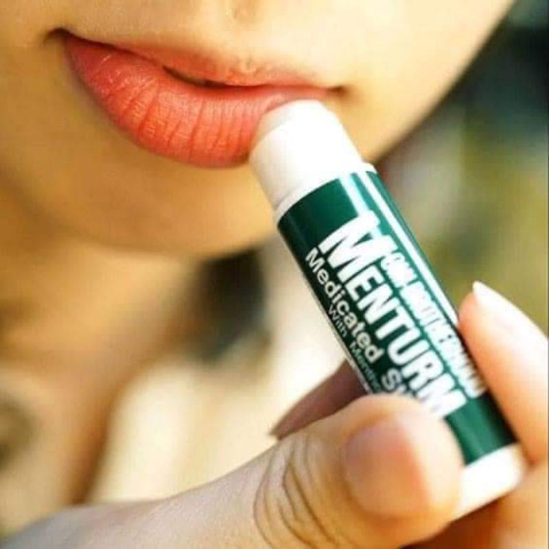 Son Dưỡng Mềm Môi Omi Mentholatum Medicated Stick Nội địa Nhật 4g