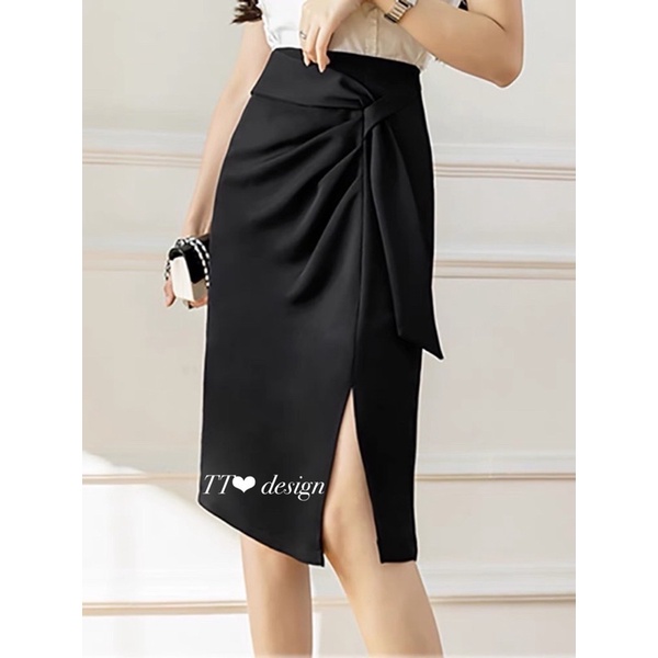 Chân váy công sở xẻ đùi xỏ nơ thanh lịch