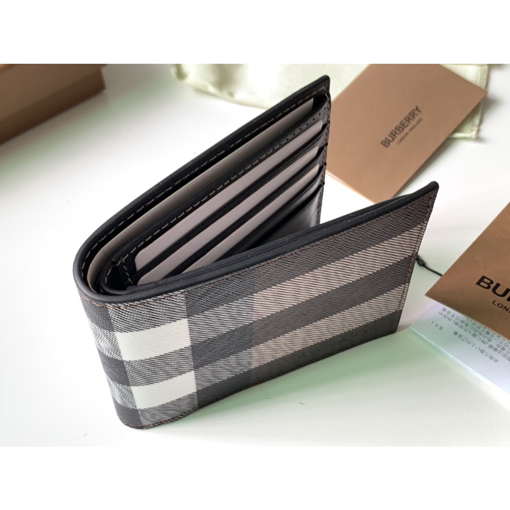 Ví nam da thật thời trang cao cấp Burberry BBR kiểu dáng cổ điển sang trọng