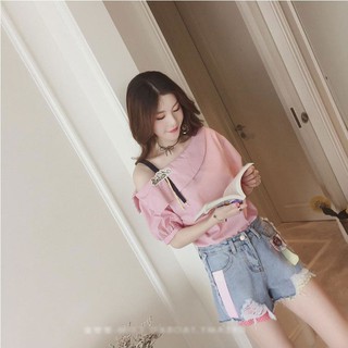 Áo lệch vai nữ sọc thẳng tôn dáng