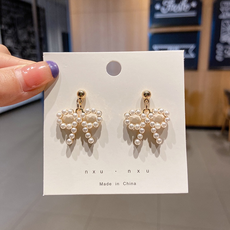 Bông tai tua rua mặt trăng ngôi sao pha lê mới 2021