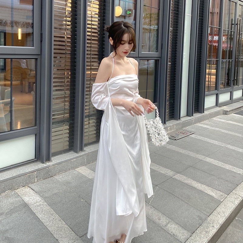 Đầm váy nữ thần trắng tay dài cổ yếm
