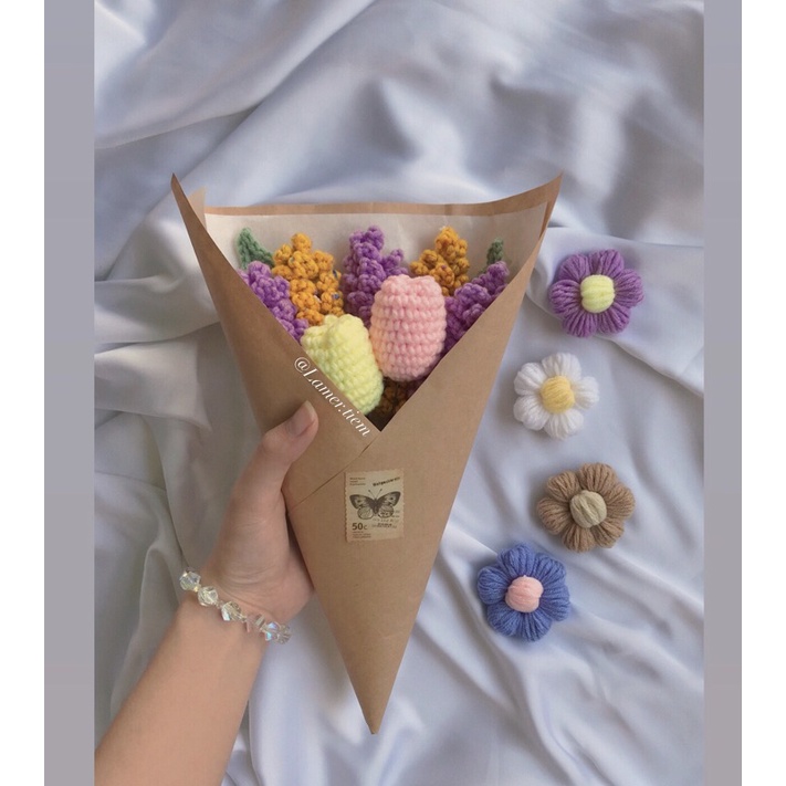 Bó hoa bằng len Handmade làm quà tặng sinh nhật, kỉ niệm