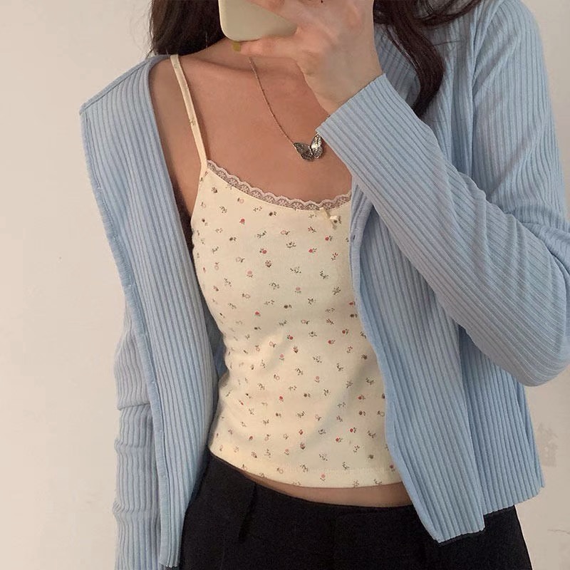Áo dây viền ren hoạ tiết hoa nhí Forgirl