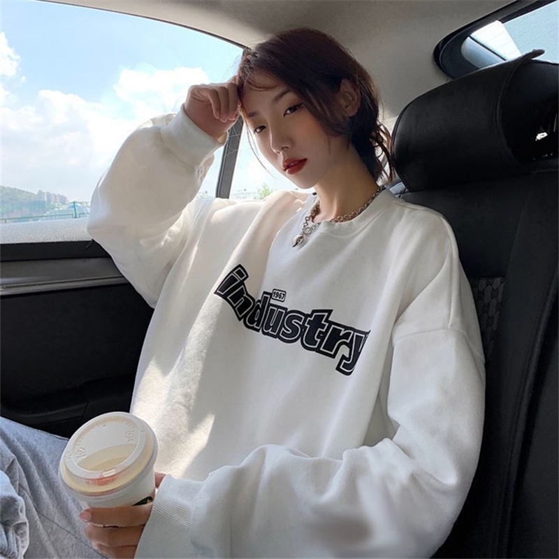 Áo sweater nữ dài tay dáng rộng phối nhung thời trang | BigBuy360 - bigbuy360.vn