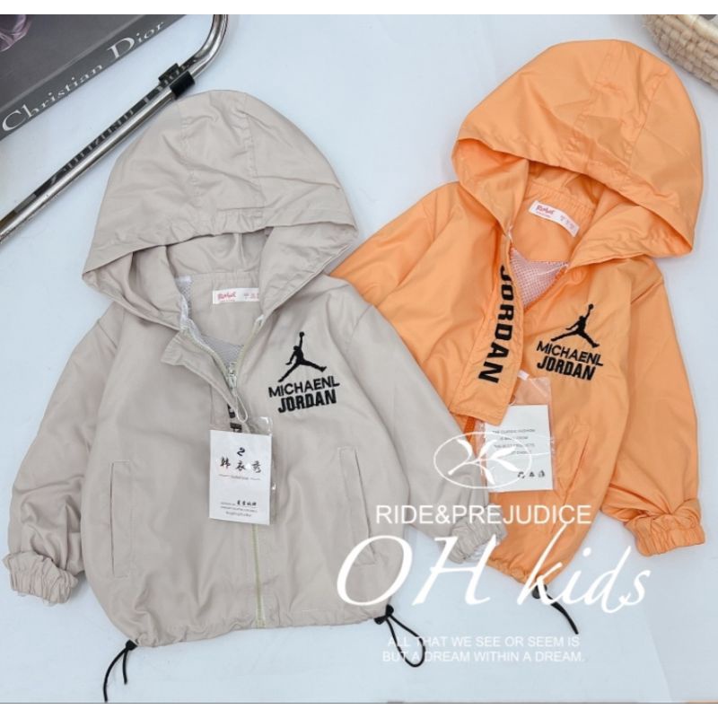 Áo khoác gió cho bé có mũ chất vải dù lót lưới size nhí