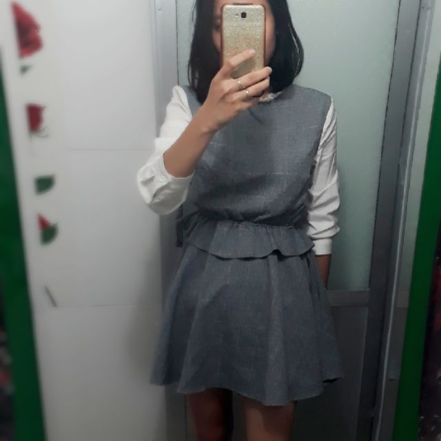 Đầm xám phối hàng bán live | BigBuy360 - bigbuy360.vn