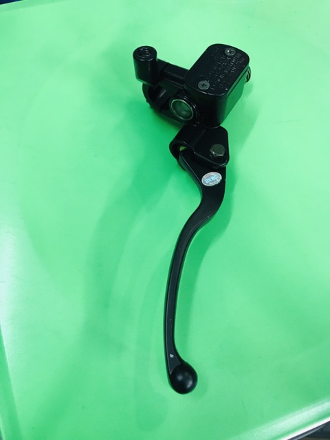 CL TAY THẮNG ĐĨA HEO DẦU TRÊN SIRIUS YA