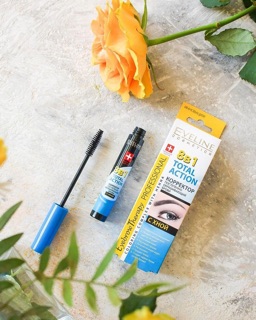 Dưỡng chân mày Eveline 8B1 Total Action Eyebrow Therapy 10ml