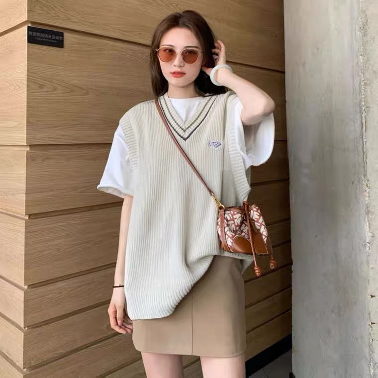 Áo Sát Nách Màu Trơn Thiết Kế Đơn Giản Cho Nữ