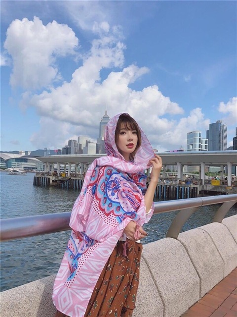 Khăn choàng boho in hoạ tiết thổ cẩm du lịch biển - Maben