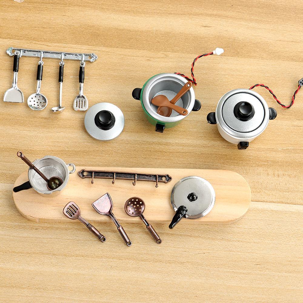 1 Bộ Dụng Cụ Nấu Ăn Mini Mới Cho Nhà Búp Bê