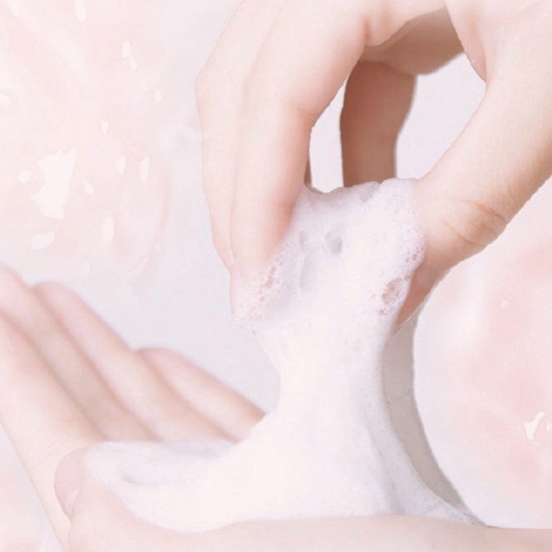 Sữa rửa mặt HANBOLI giúp dưỡng ẩm và làm sạch da hiệu quả