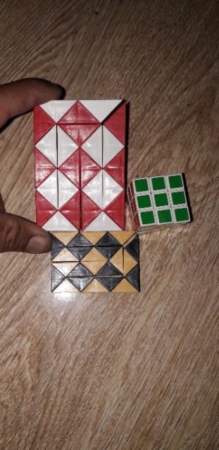 Sét 3 cục rubik gồm 3 loại khác nhau như hình