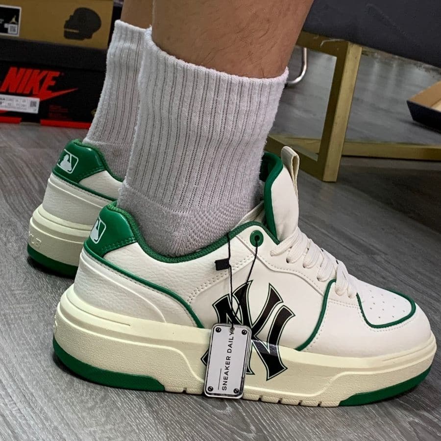 Giày MLB Chunky Liner New York Yankees White Green kẻ xanh lá bản sc cực chất hè 2023 full box bill