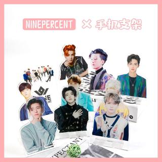 Giá đỡ điện thoại trong suốt in hình các thành viên nhóm nhạc nine percent