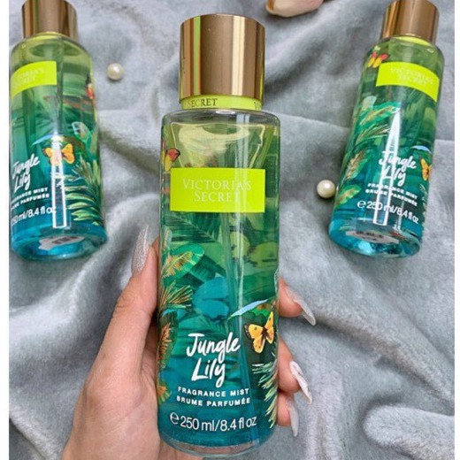 [𝗕𝗜𝗚𝗦𝗔𝗟𝗘]Xịt thơm bodymist Victoria’s Secret Jungle Lily - 250ml