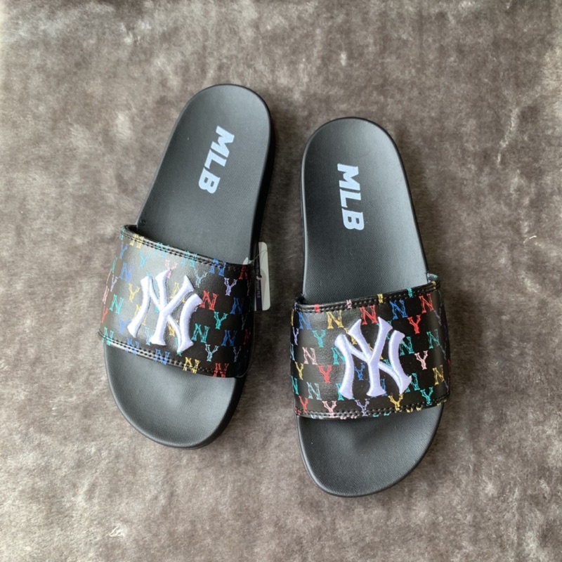Multi Color - NY Tím Trắng/ Trắng Đen/ Sẵn,đủ size,tag,hộp