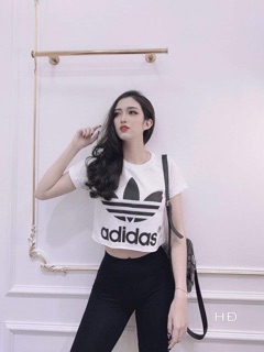 Áo phông croptop  thailan .