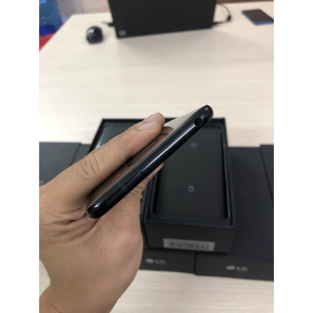 Điện thoại LG V30 bản hàn cpu snap 835 8 nhân 4gb bộ nhớ 64gb likenew mới 99% | BigBuy360 - bigbuy360.vn