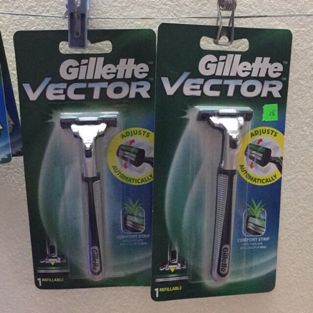 Bàn cạo dâu Gillette Vector