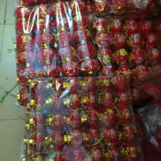 Quả cầu treo cành đào