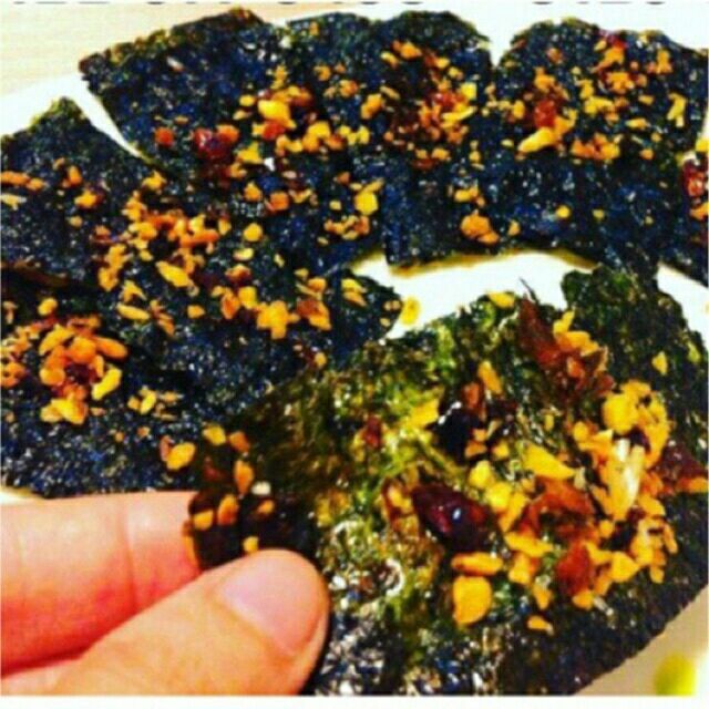 ( MIỄN SHIP Ở HCM) 1 Hủ Rong biển cháy tỏi siêu ngon, siêu rẻ ( 60g/ hủ)( ăn vặt/ sỉ/ dạo/ combo/ ăn là ghiền) | BigBuy360 - bigbuy360.vn